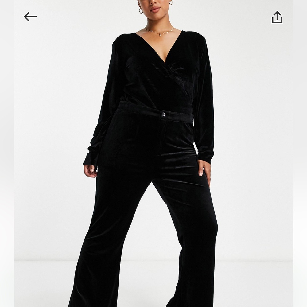 In The Style Plus exclusive velvet fitted flare - 2 pc set